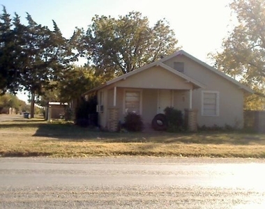 501 Ash Street - Photo Thumbnail 1