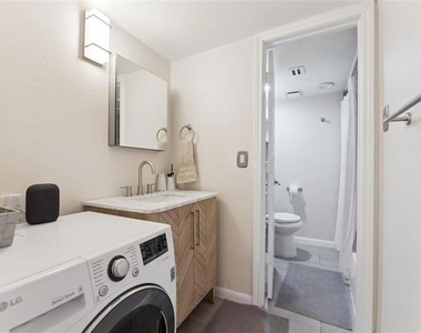 5132 Amesbury Drive - Photo Thumbnail 12