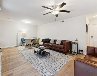 5132 Amesbury Drive - Photo Thumbnail 3