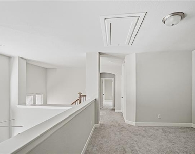 1621 Rose Willow Way - Photo Thumbnail 16