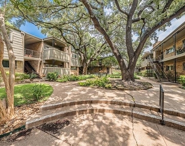 7706 Meadow Road - Photo Thumbnail 30