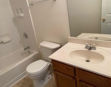 1101 Mustang Ridge Drive - Photo Thumbnail 21