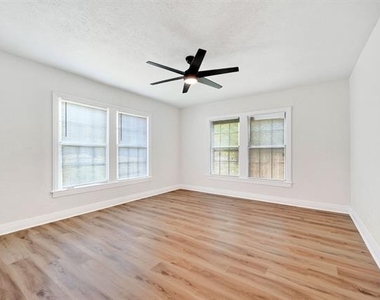 4603 Lee Street - Photo Thumbnail 19