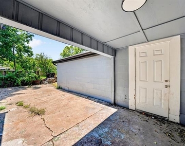 4603 Lee Street - Photo Thumbnail 30