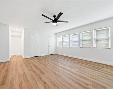 4603 Lee Street - Photo Thumbnail 24