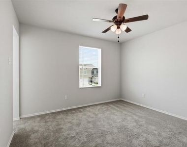 832 Eagles Nest Drive - Photo Thumbnail 24