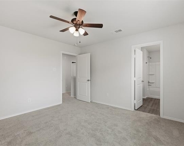 832 Eagles Nest Drive - Photo Thumbnail 18
