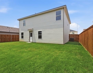 832 Eagles Nest Drive - Photo Thumbnail 28