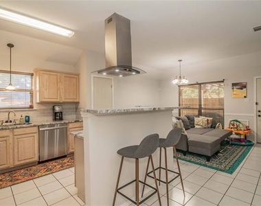 436 Hillside Drive - Photo Thumbnail 8