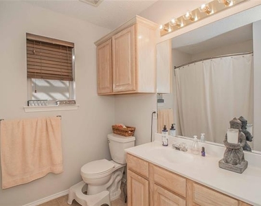 436 Hillside Drive - Photo Thumbnail 26