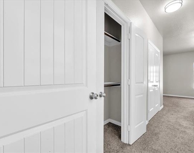 1523 Cozy Drive - Photo Thumbnail 22