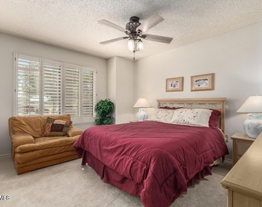 13334 W La Terraza Drive - Photo Thumbnail 8
