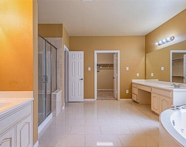 1913 Blue Ridge Drive - Photo Thumbnail 23