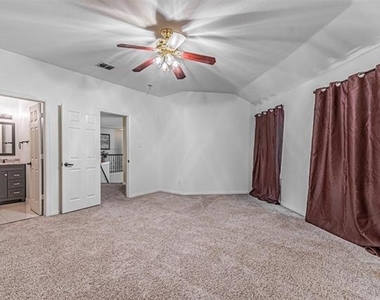 1913 Blue Ridge Drive - Photo Thumbnail 29