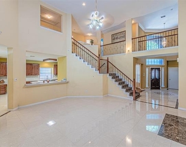 1913 Blue Ridge Drive - Photo Thumbnail 13