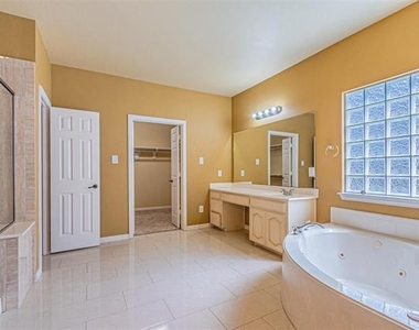 1913 Blue Ridge Drive - Photo Thumbnail 24