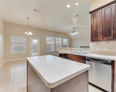 621 Tumbleweed Drive - Photo Thumbnail 15