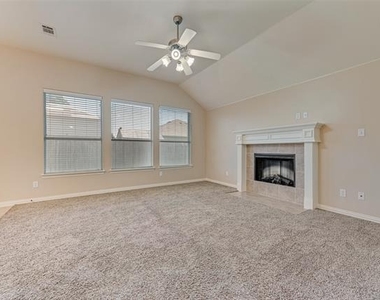 621 Tumbleweed Drive - Photo Thumbnail 11