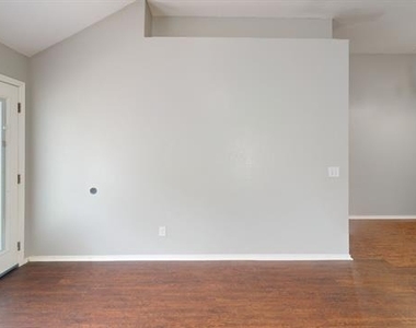 207 Lake Wichita Drive - Photo Thumbnail 14