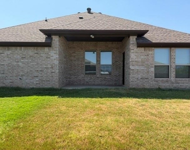 224 Jacinth Lane - Photo Thumbnail 18