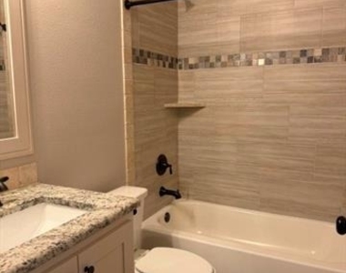 224 Jacinth Lane - Photo Thumbnail 14