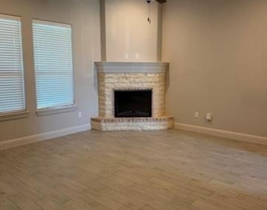 224 Jacinth Lane - Photo Thumbnail 3