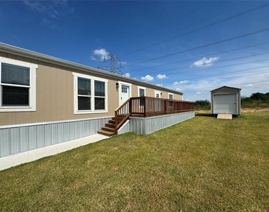1800 Oak Grove Road E - Photo Thumbnail 1