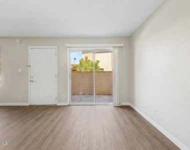 17009 E Calle Del Oro -- - Photo Thumbnail 7