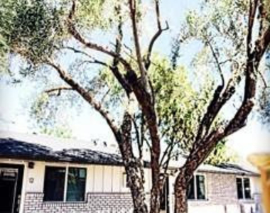 3011 N 38th Street - Photo Thumbnail 14