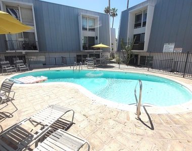 3416 N 44th Street - Photo Thumbnail 15