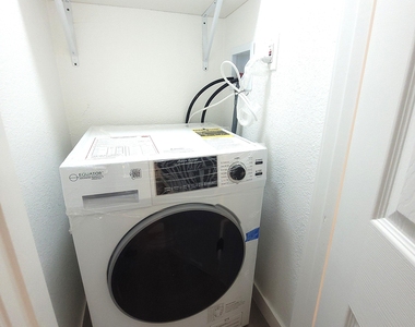 3416 N 44th Street - Photo Thumbnail 13