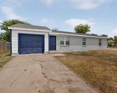 4525 Hunter Street - Photo Thumbnail 1