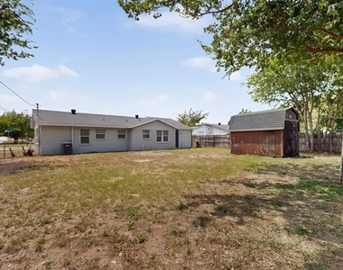 4525 Hunter Street - Photo Thumbnail 35