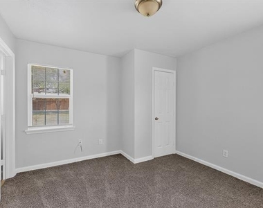 4525 Hunter Street - Photo Thumbnail 18