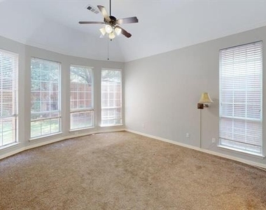 4536 Brenda Drive - Photo Thumbnail 15