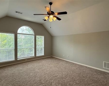 4536 Brenda Drive - Photo Thumbnail 19