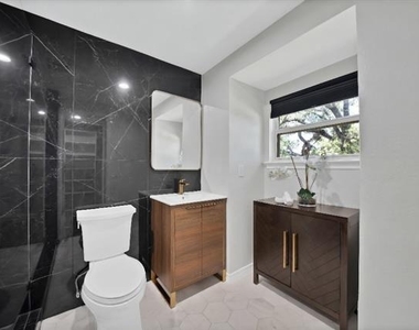 1427 Stagecoach Drive - Photo Thumbnail 28