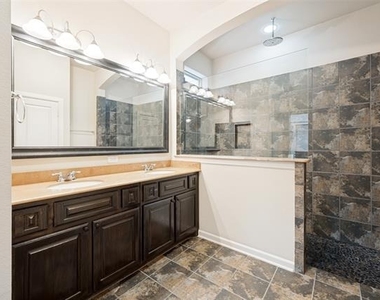 3908 Jasmine Fox Lane - Photo Thumbnail 8