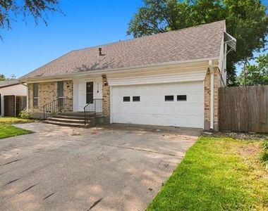 4126 Justice Lane - Photo Thumbnail 2