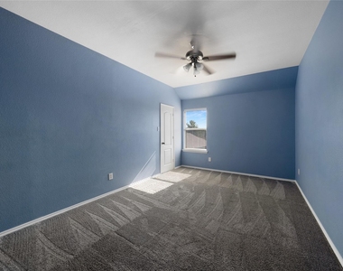 317 Sheridan Road - Photo Thumbnail 30
