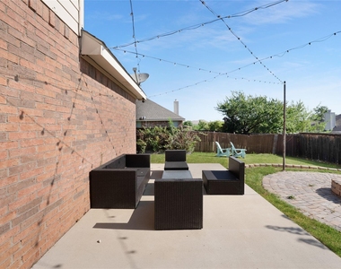 317 Sheridan Road - Photo Thumbnail 36