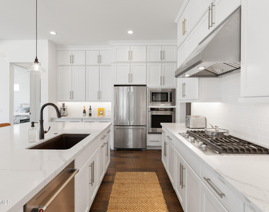 17177 W Edinburg Street - Photo Thumbnail 4