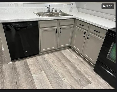 1417 Nicholas Lane - Photo Thumbnail 5