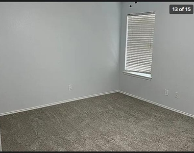 1417 Nicholas Lane - Photo Thumbnail 12