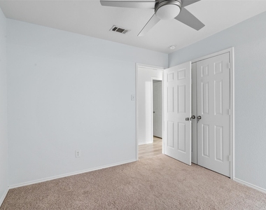 1417 Nicholas Lane - Photo Thumbnail 20