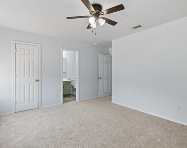 1417 Nicholas Lane - Photo Thumbnail 15