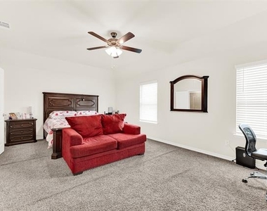 720 Willow View Way - Photo Thumbnail 16