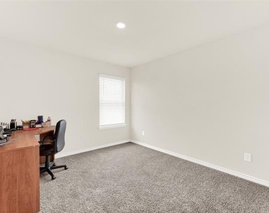 720 Willow View Way - Photo Thumbnail 21