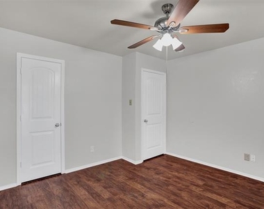 2138 Meadow View Drive - Photo Thumbnail 17