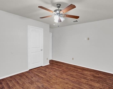 2138 Meadow View Drive - Photo Thumbnail 21